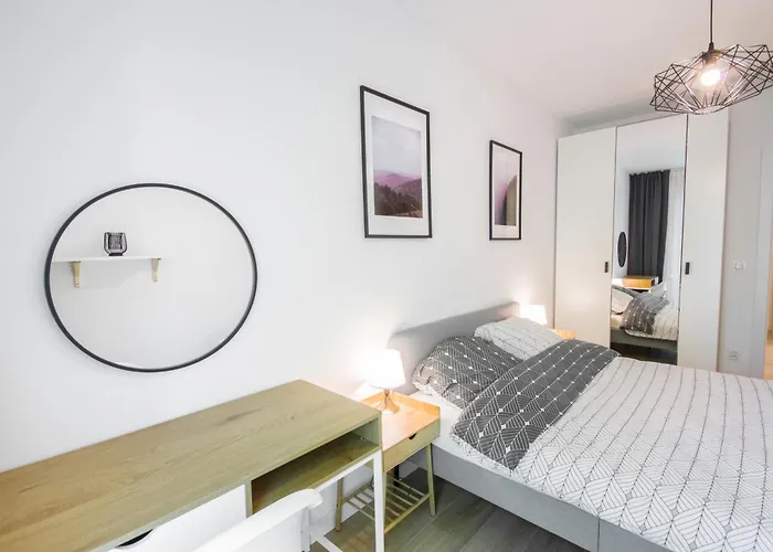 Boleslaviaapartments - Arte 5, Parking Free, Ev, Air Conditioning Διαμέρισμα